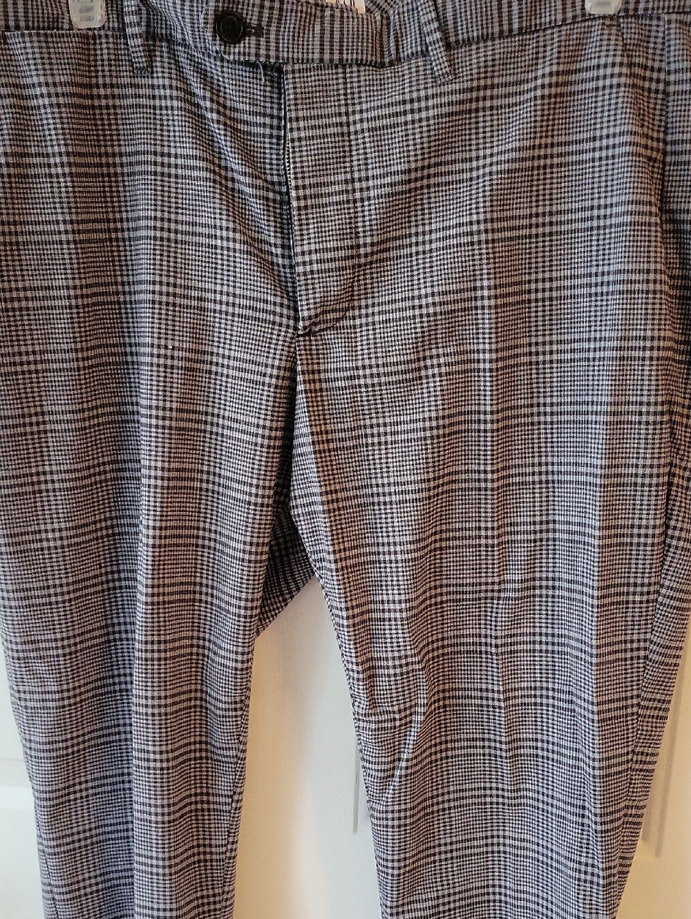 GAP Men's Black and White Glen Plaid Dress Pants
